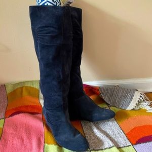 Nine West pull on suede wedge boots